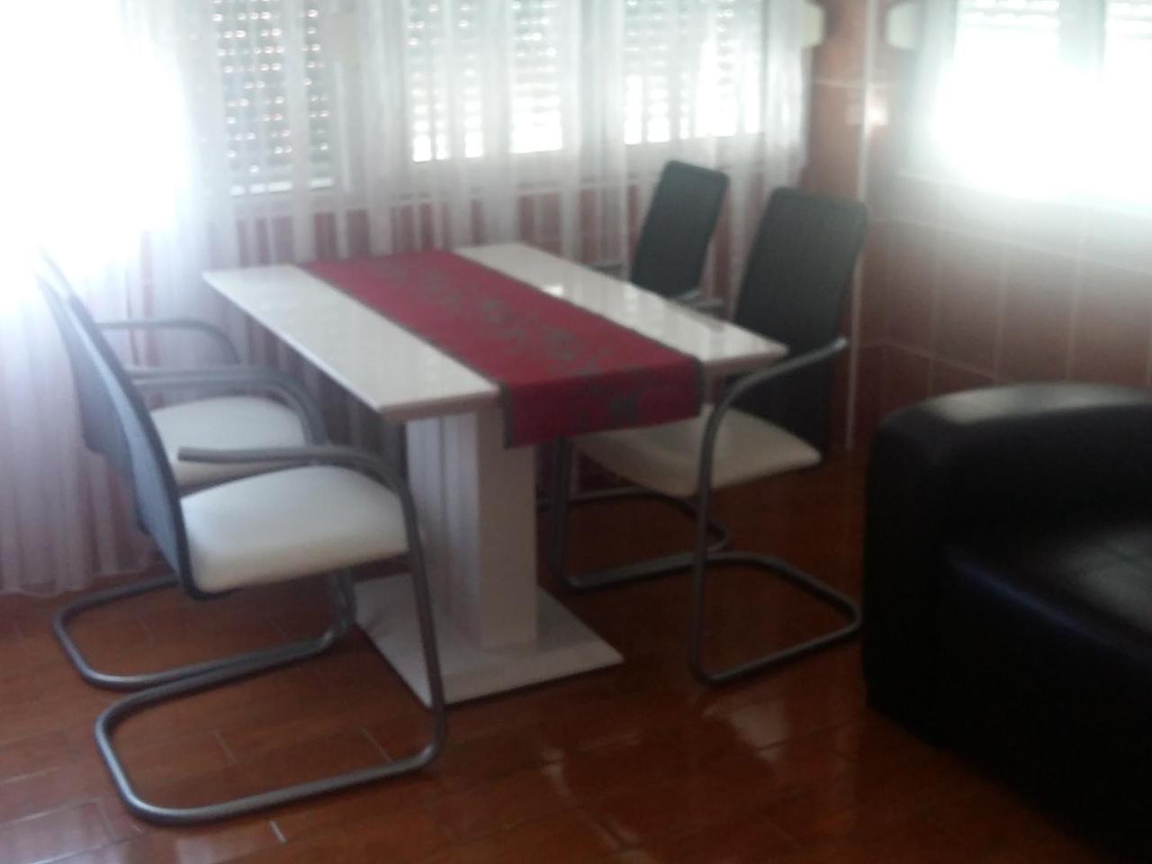 Lazar Apartments Petrovac Екстер'єр фото