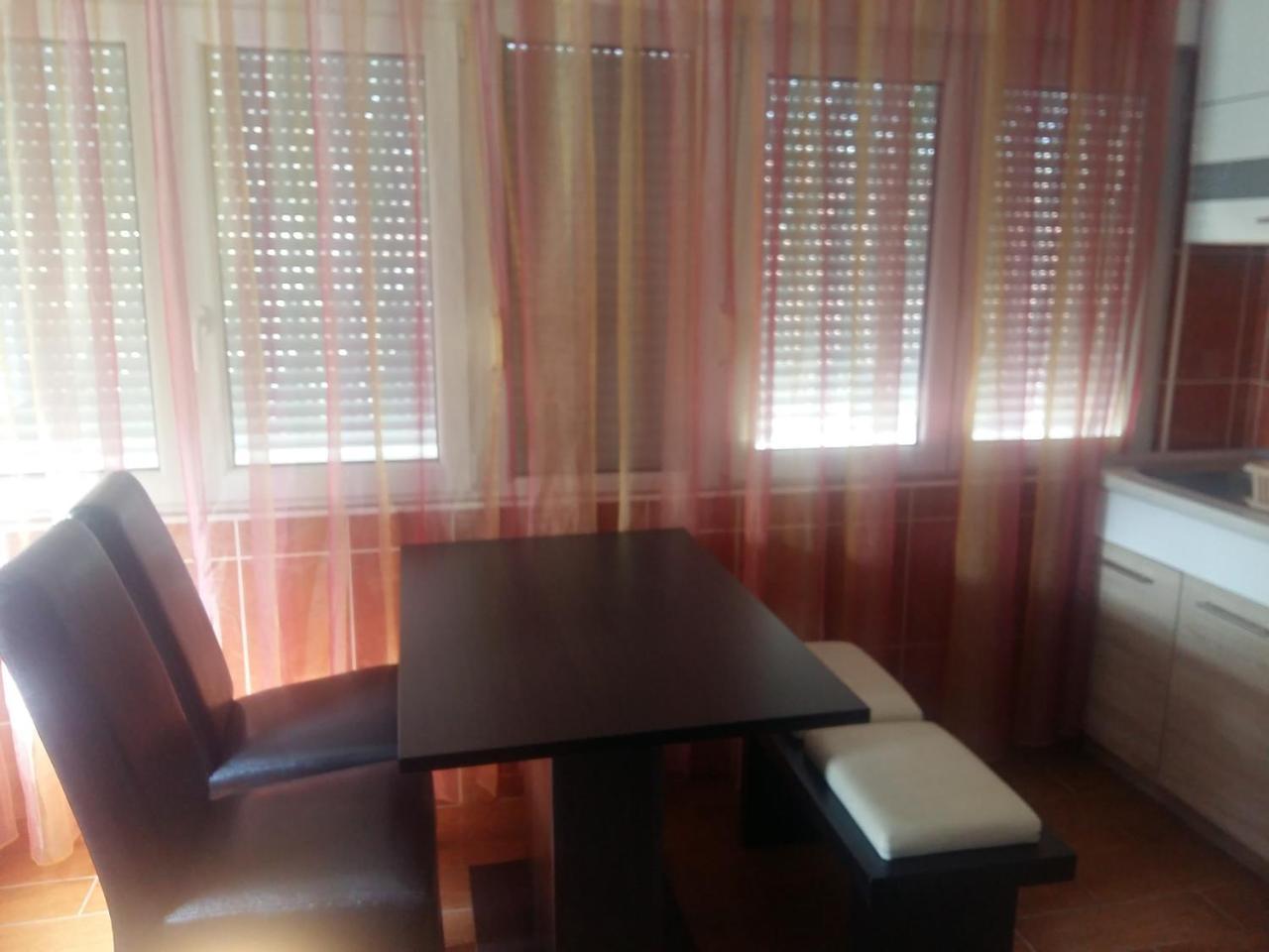 Lazar Apartments Petrovac Екстер'єр фото