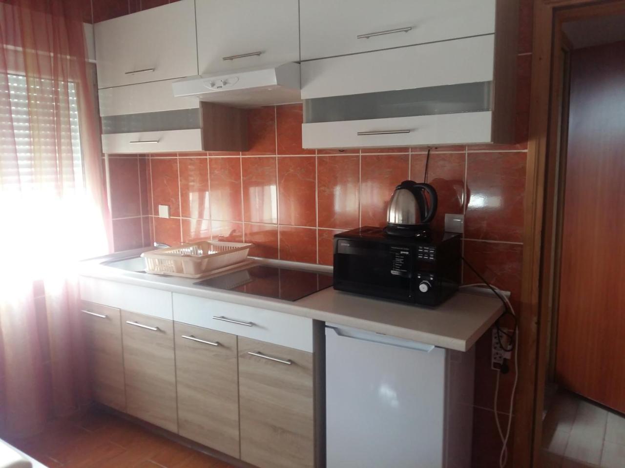 Lazar Apartments Petrovac Екстер'єр фото