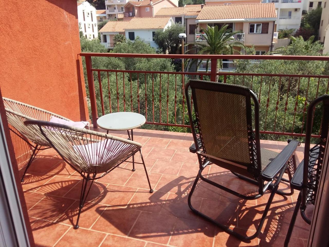Lazar Apartments Petrovac Екстер'єр фото