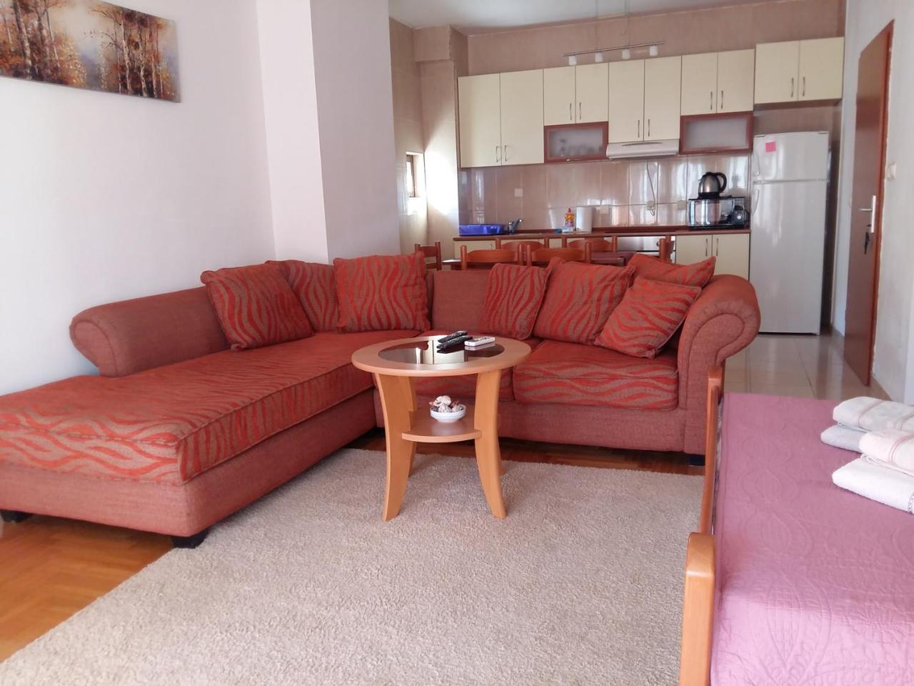Lazar Apartments Petrovac Екстер'єр фото